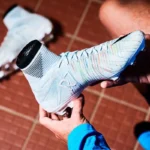 Men's Sports Shoes CR7 Hot Sales Soccer Shoes High Ankle Football Boots Customized Logo Manufacturer Sales - Image 2